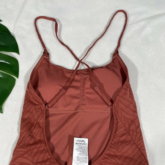 NEW Roxy [ Small ]‎ Wild Babe Animal Print One-Piece Swimsuit Marsala - Picture 10 of 12